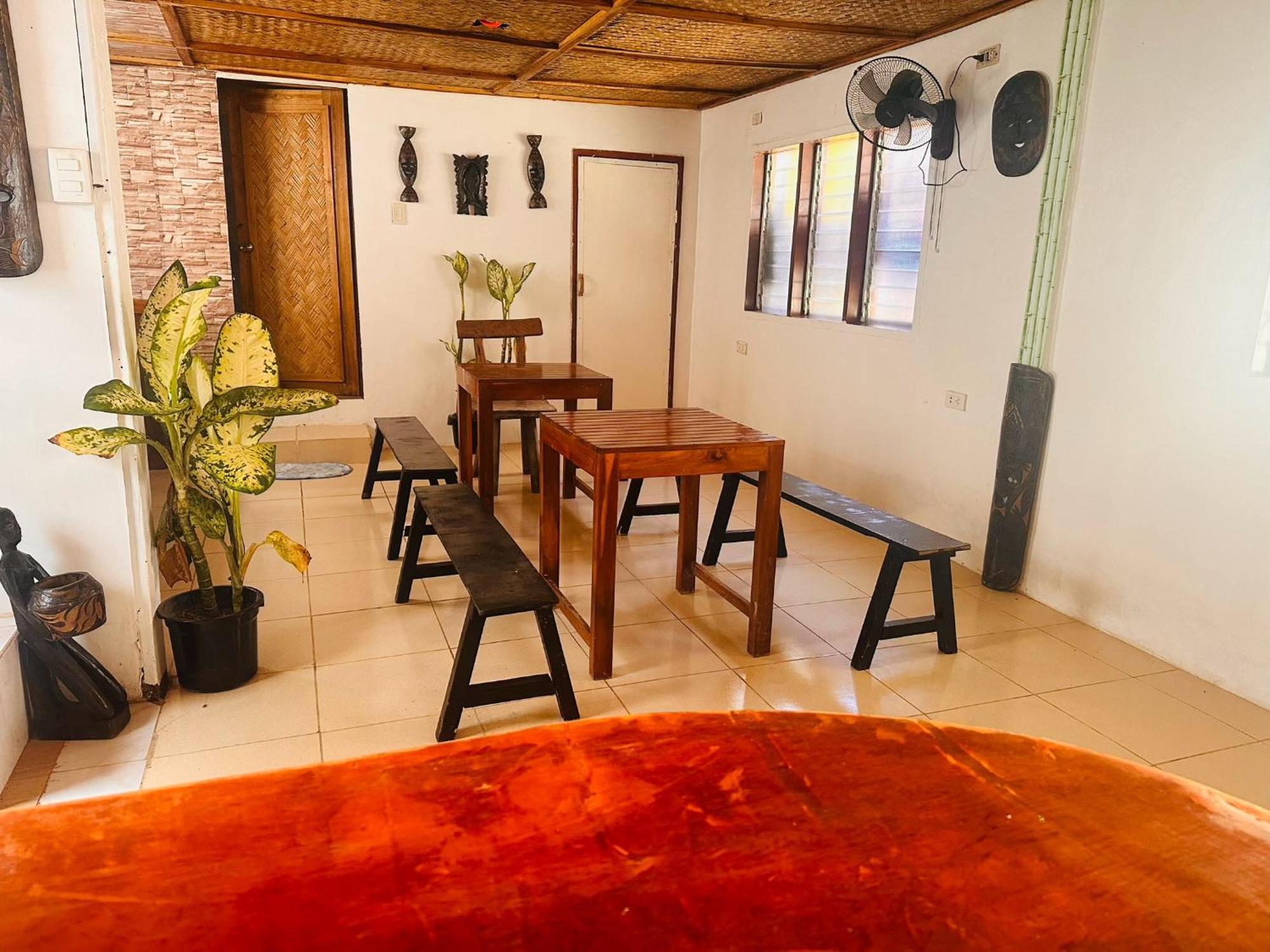 Hangout'S Hostel Ел Нидо Екстериор снимка